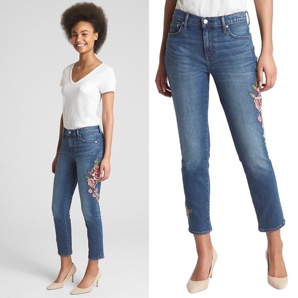 GAP Embroidered Floral Best Girlfriend Blue Jeans 28